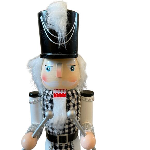 (2) Christmas Nutcracker Drummer Soldiers 14in Wood Black & White Checkered New - Picture 7 of 15